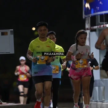 Runner Photo 7086225