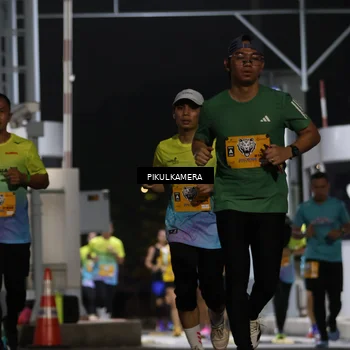 Runner Photo 7086264