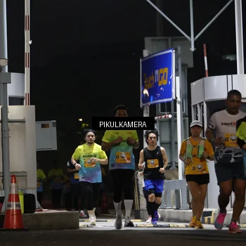 Runner Photo 7086267