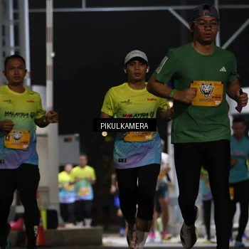 Runner Photo 7086268