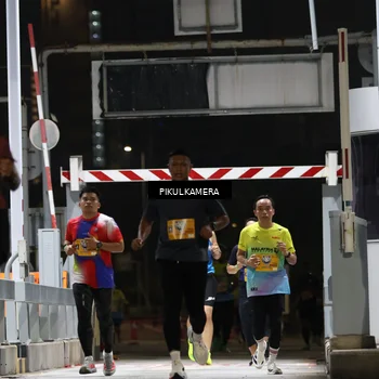 Runner Photo 7086283