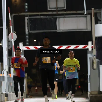 Runner Photo 7086289