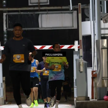 Runner Photo 7086290