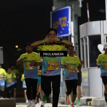 Runner Photo 7086293