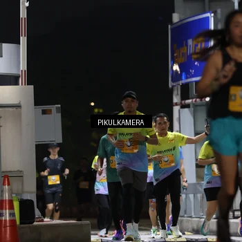 Runner Photo 7086312