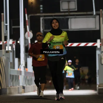 Runner Photo 7086347