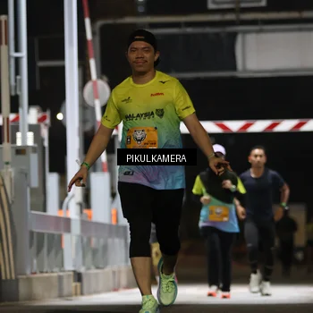 Runner Photo 7086354