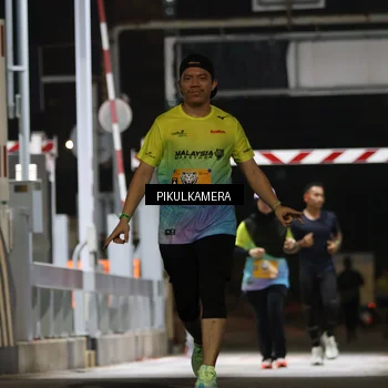 Runner Photo 7086355