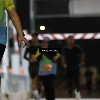 Runner Photo 7086356