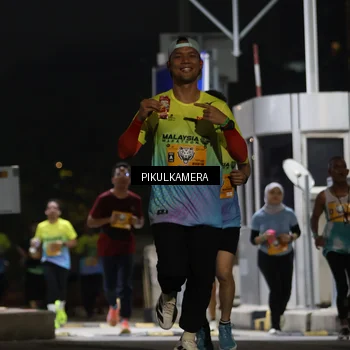 Runner Photo 7086365