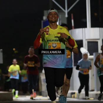 Runner Photo 7086371