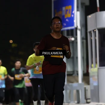 Runner Photo 7086380