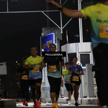 Runner Photo 7086443