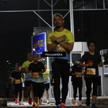 Runner Photo 7086446