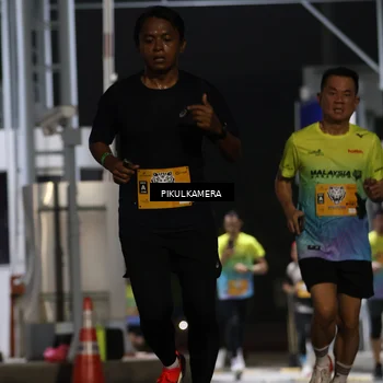 Runner Photo 7086452