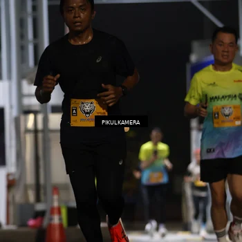 Runner Photo 7086456