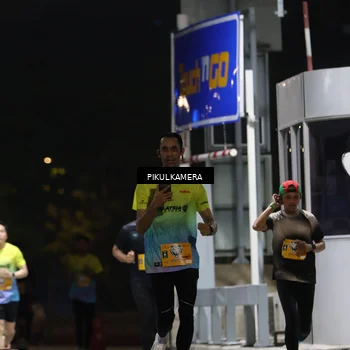 Runner Photo 7086460