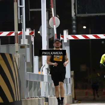 Runner Photo 7086470