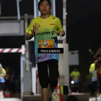 Runner Photo 7086475