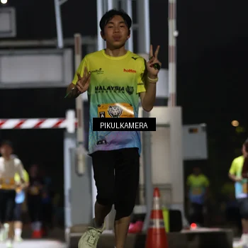 Runner Photo 7086476