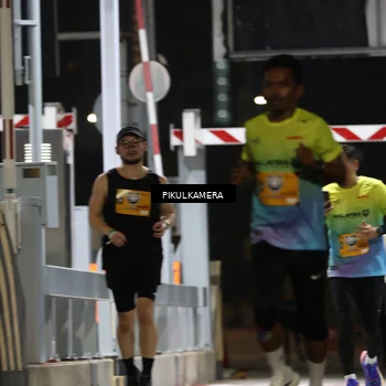 Runner Photo 7086477