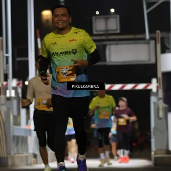 Runner Photo 7086485