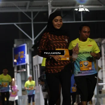 Runner Photo 7086494