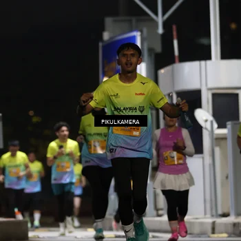 Runner Photo 7086499