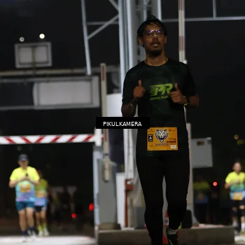 Runner Photo 7086518