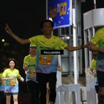 Runner Photo 7086552