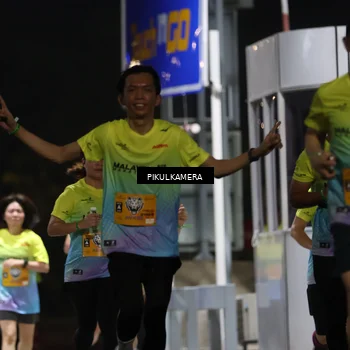 Runner Photo 7086553