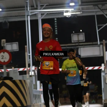 Runner Photo 7086571