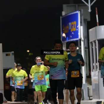 Runner Photo 7086615
