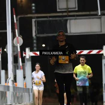 Runner Photo 7086618