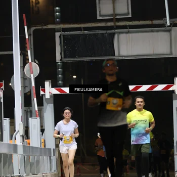 Runner Photo 7086619