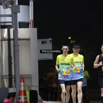 Runner Photo 7086629