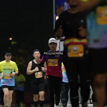 Runner Photo 7086630