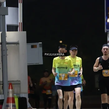 Runner Photo 7086631