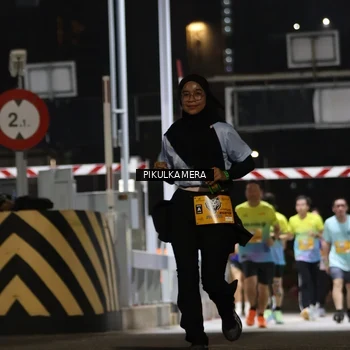 Runner Photo 7086656