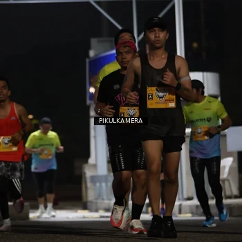 Runner Photo 7086666