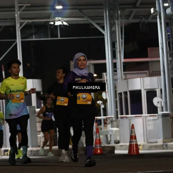 Runner Photo 7086718