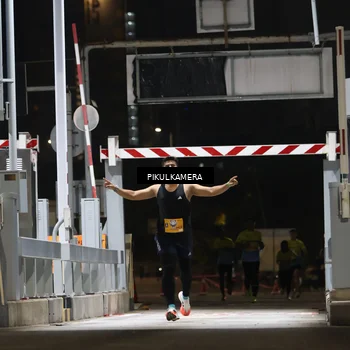 Runner Photo 7086727