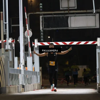 Runner Photo 7086728