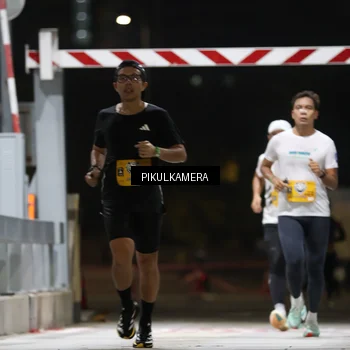 Runner Photo 7086749