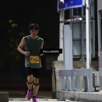 Runner Photo 7086751