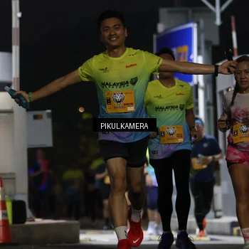 Runner Photo 7086808