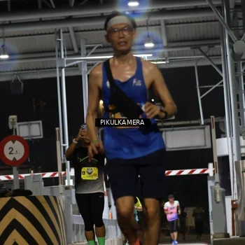 Runner Photo 7086853