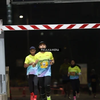 Runner Photo 7086874