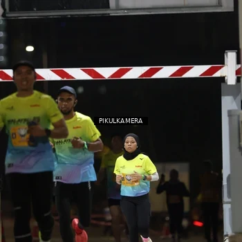 Runner Photo 7086878