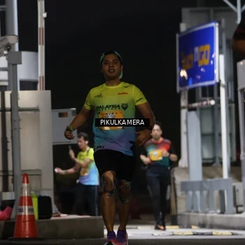 Runner Photo 7086886